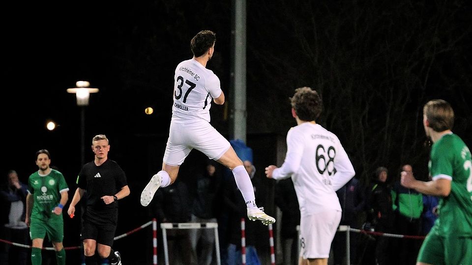 Hoch hinaus: Der Kirchheimer SC besiegte Aubing mit 5:3.