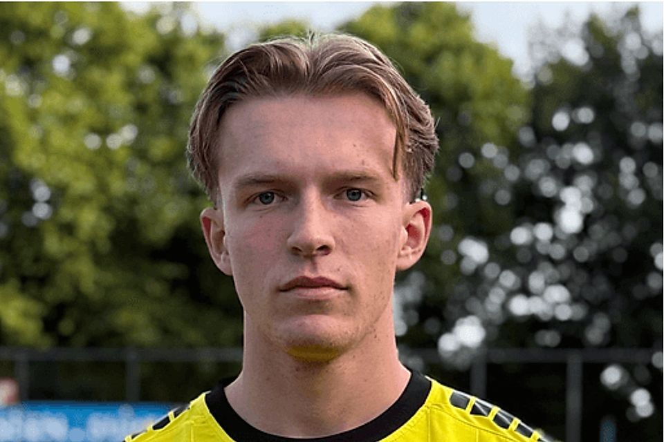 Torhüter Max Sieg. Torhüter Max Sieg.