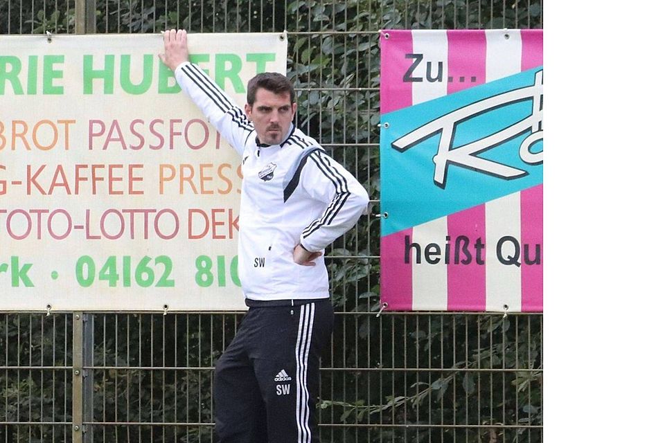 Derzeit nicht zufrieden mit seiner Mannschaft: VSV-Trainer Sandy Wilhelm. Derzeit nicht zufrieden mit seiner Mannschaft: VSV-Trainer Sandy Wilhelm.