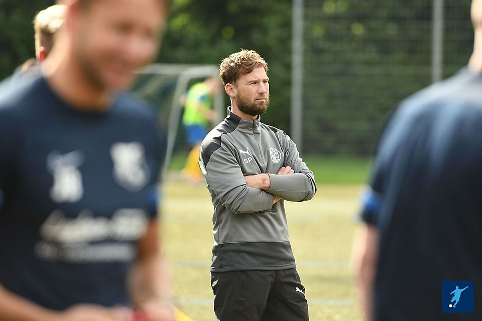Schluss: Sebastian Potempa hat seinen Rücktritt als Trainer des SV Sande bekannt gegeben. Der Verein meldet daraufhin sein A-Liga-Team ab. 