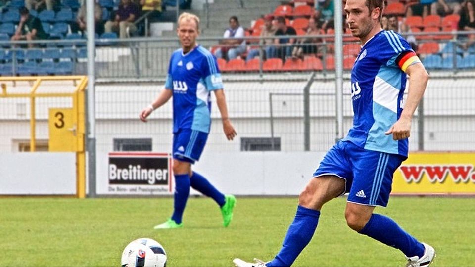 Simon Schmidt kickt weiterhin für den SV Viktoria Aschaffenburg. F.:SVA