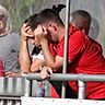 Seligenportens Trainerduo Michael Görlitz (links) und Bernd Rosinger. Zwei verletzte Spielertrainer, zwei fragende Gesichter.