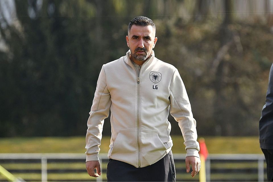 Beim FC Kosova nimmt am Wochenende interimsmäßig der sportliche Leiter Lum Gashi auf der Trainerbank Platz. Gegen den formstarken Tabellenzweiten TSV Seebach sind die Regensburger krasser Außenseiter.