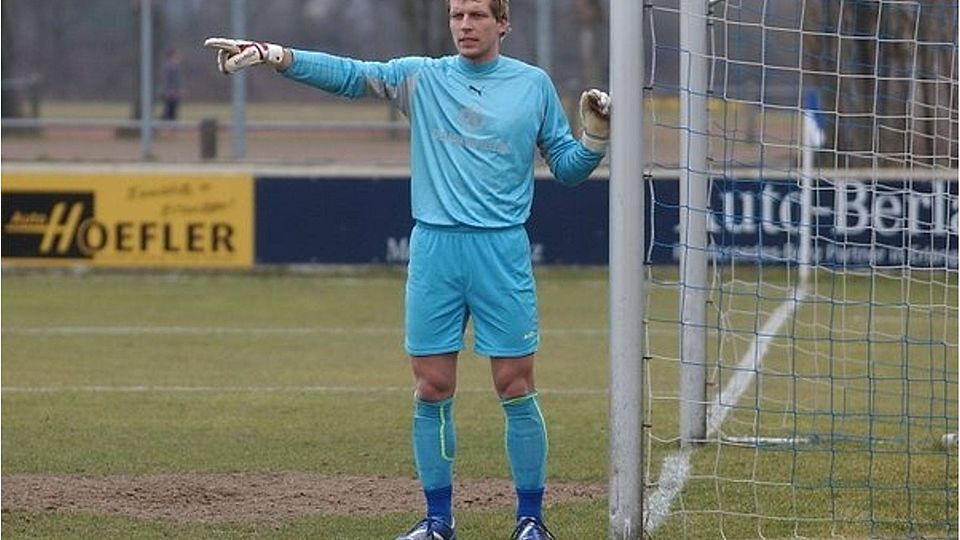 Petr Mulac wurden in Erlangen vier Dinger eingeschenkt                 Foto: Meier
