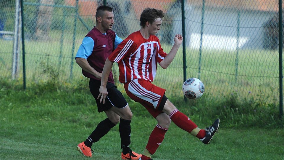 Der TSV Glashütten und der FC Neuenmarkt trennten sich am Samstag 0:0 F: Peter Mularczyk