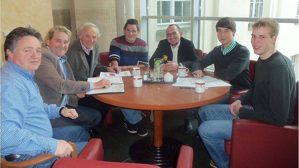 v.l.: Udo Bernhart, Stefan Schindler, Dieter Thiele, Andreas Rölke, Mike Britting, Patrick Büscher, Philipp Metzger