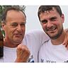 Den zweiten Aufsteig mit dem FSV Höhenrain feierten Trainer Gerhard Gleißner und Hans Rieger &lt;em&gt;Stallein&lt;/em&gt;