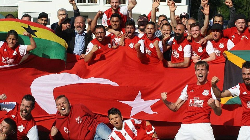 Der 1. FC Türk Geisweid spielt 2019/2020 in der Bezirksliga!