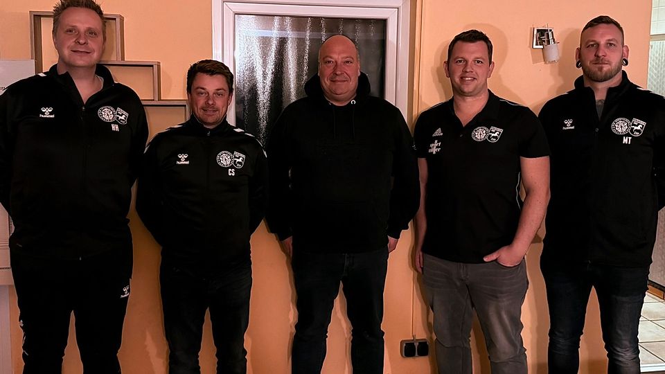v.l. Hans Holler, Christoph Sokacz, Neucoach Hermann Schmid, Christian Seidl und Moritz Tischlinger