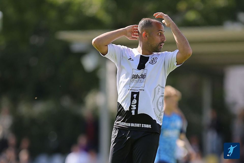 Der FC Eddersheim um Cem Kara (im Bild) musste sich beim CSC 03 Kassel mit einem 1:1-Remis zufrieden geben. 