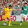 Mats Facklam (r.) spielte für den VfB Lübeck in der 3. Liga und im DFB-Pokal. Nun kehrt der 28-Jährige zu den SF Lotte zurück.