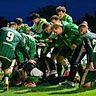 Ekstase im ELSNER-Sportpark: Der SC Eltersdorf feiert den Last-Minute-3:2-Siegtreffer gegen die SpVgg Greuther Fürth. 