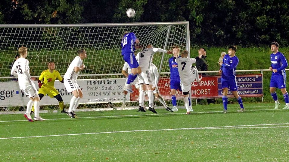 Umkämpftes Duell im Bohmter Strafraum