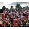 Nach einer so erfolgreichen Saison darf man es auch mal ordentlich krachen lassen: Die Fußballer des Rodenwalder SV haben den Aufstieg in die Kreisoberliga geschafft.rsv