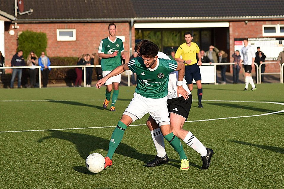 Der FC Land Wursten sah gegen die Spitzenteams der Bezirksliga Lüneburg 4 stets gut aus. Nur gegen die VSV Hedendorf/Neukloster (Foto) musste man sich 1:4 geschlagen geben. F: Schmietow