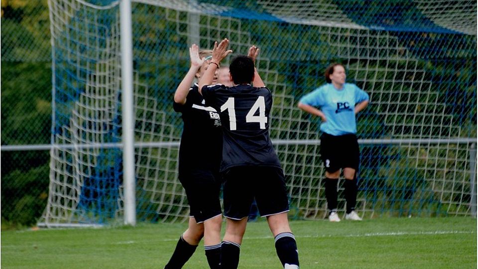 Ziegetsdorf feiert Heimsieg. F: Sabrina Brandt