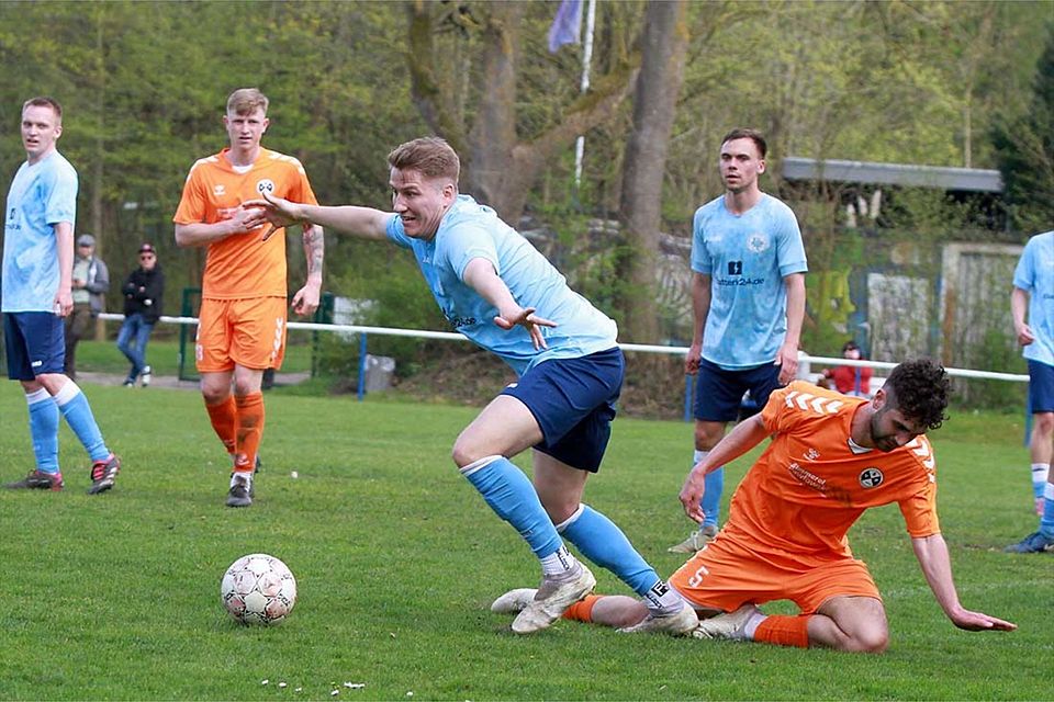 Jan Sellmer surft nach seinem Golden Goal gegen die SG Sarau-Bosau mit seinem Suchsdorfer SV weiter auf der Erfolgswelle.