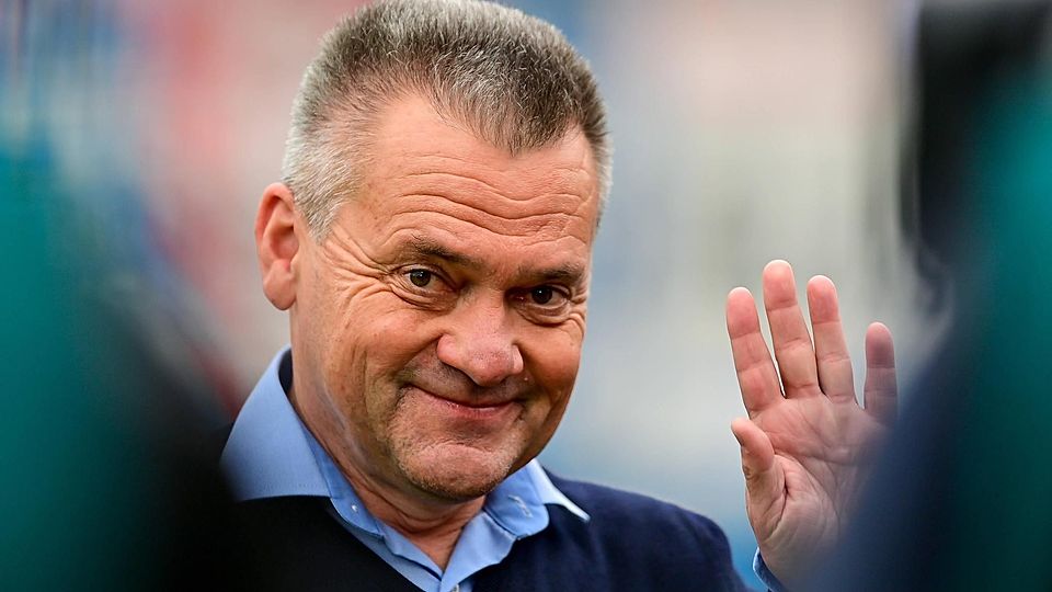 Machte wohl einen ausgezeichneten Eindruck: Haching-Boss Schwabl.