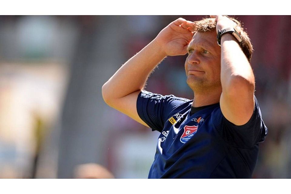 Der Trainer ist gefragt bei der Hachinger Verletzungsmisere: Wie stellt Claus Schromm gegen den SV Meppen auf? F: Leifer