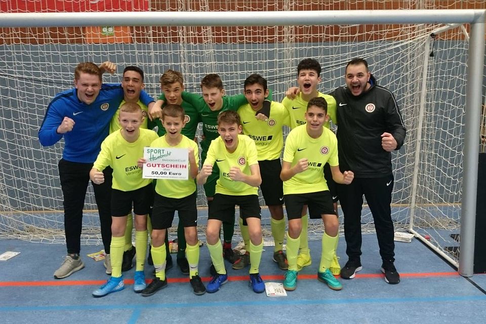 Große Freude bei der U14 des SV Wehen Wiesbaden über die Qualifikation für den Libella Masters-Cup.