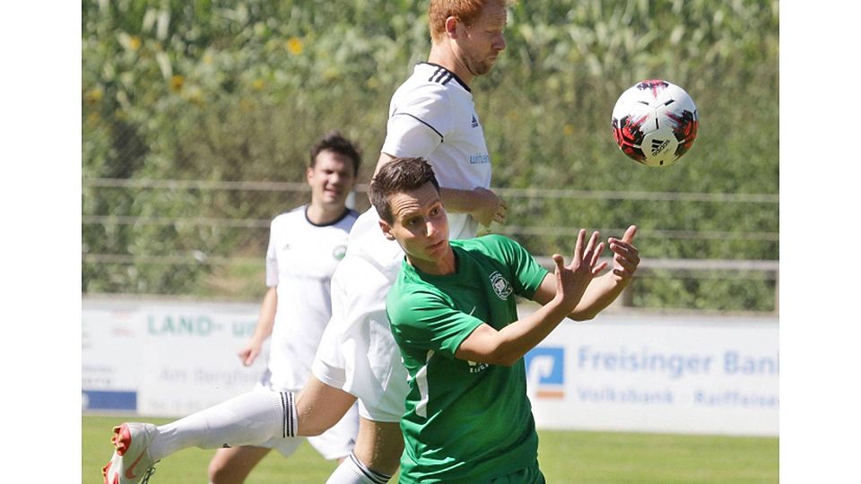 „Die Jungs sind cool, das ist eine tolle Mannschaft“ – Stürmer Thomas Eckmüller fühlt sich in Palzing pudelwohl. Dass er zum SVA ging, hatte vor allem mit Trainer Sepp Summerer zu tun.  Lehmann