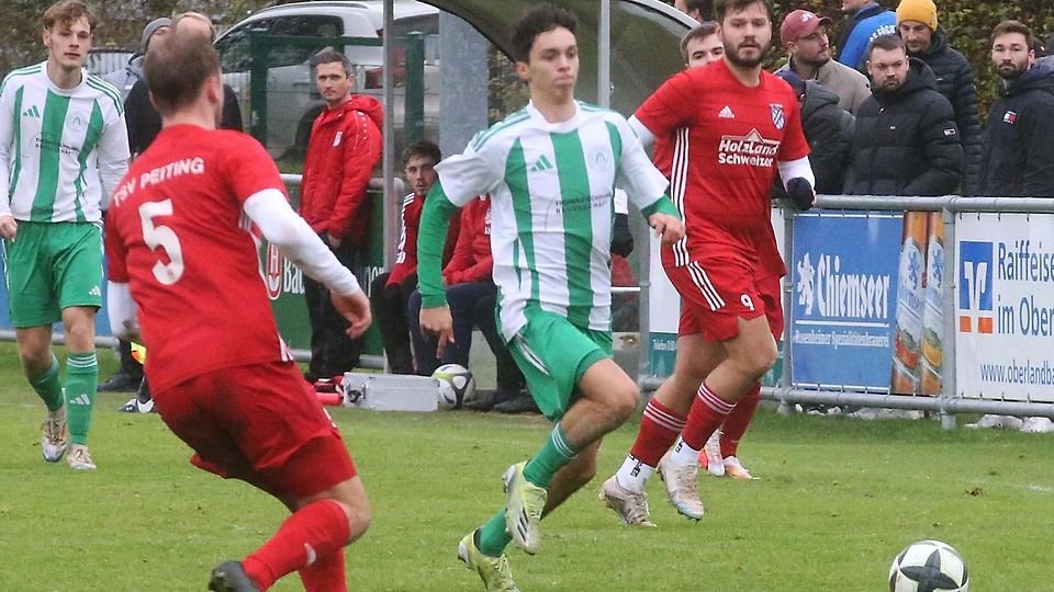 Die Führung hält nur bis kurz vor Schluss: Jonas Gall (Mitte) bringt den HSV gegen Planegg mit 1:0 nach vorne: