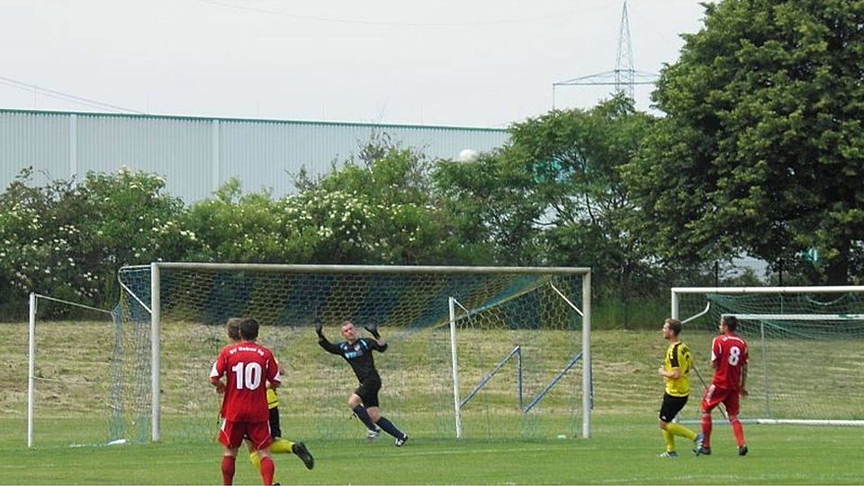 Im Halbfinale des Kreispokals setzte sich der Bornaer SV dank einer starken zweiten Halbzeit beim SV Ostrau mit 3:0-Toren durch. 