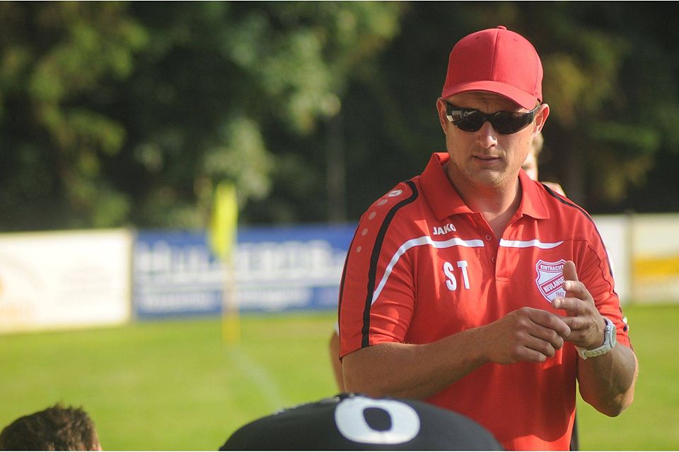 F: Dirk Hellmers F: Dirk Hellmers