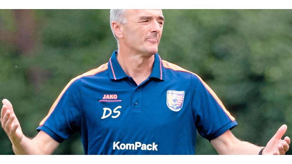 Verlässt zum Saisonende Eintracht Stadtallendorf: Trainer Dragan Sicaja. © imago