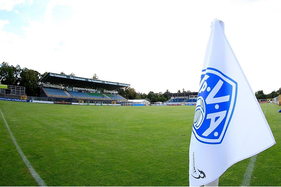 Prekäre Lage am Schönbusch: Viktoria Aschaffenburg plagen massive finanzielle Probleme.