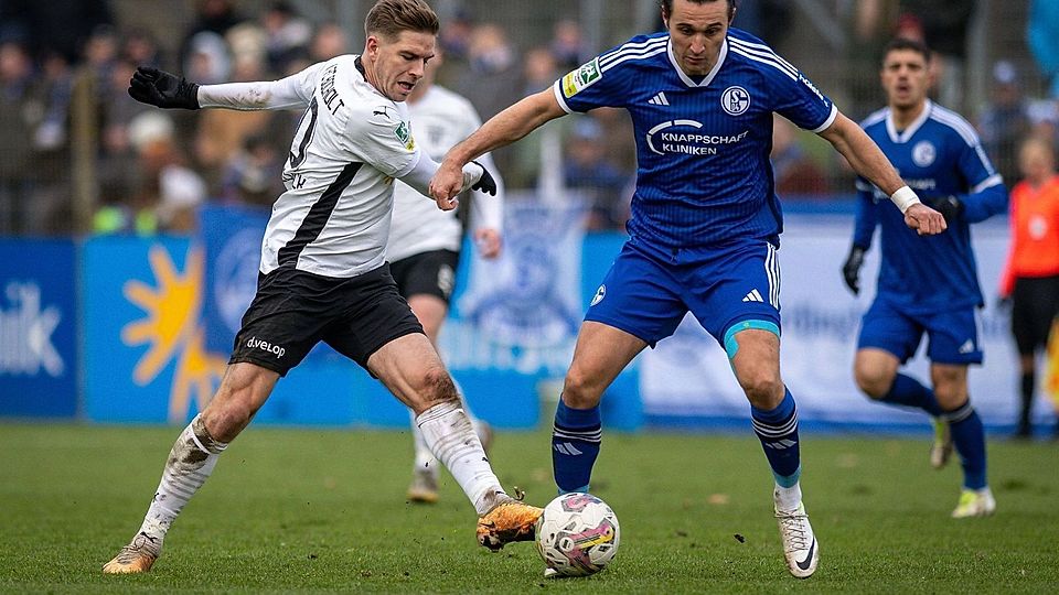 Der 1. FC Bocholt trifft in der Sommervorbereitung auf Zweitligist FC Schalke 04. 