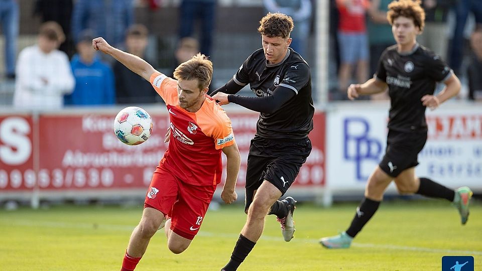 Ob Brian Wagner (li.) in dieser Saison nochmal für die SpVgg Hankofen-Hailing auflaufen kann, ist mehr als fraglich 