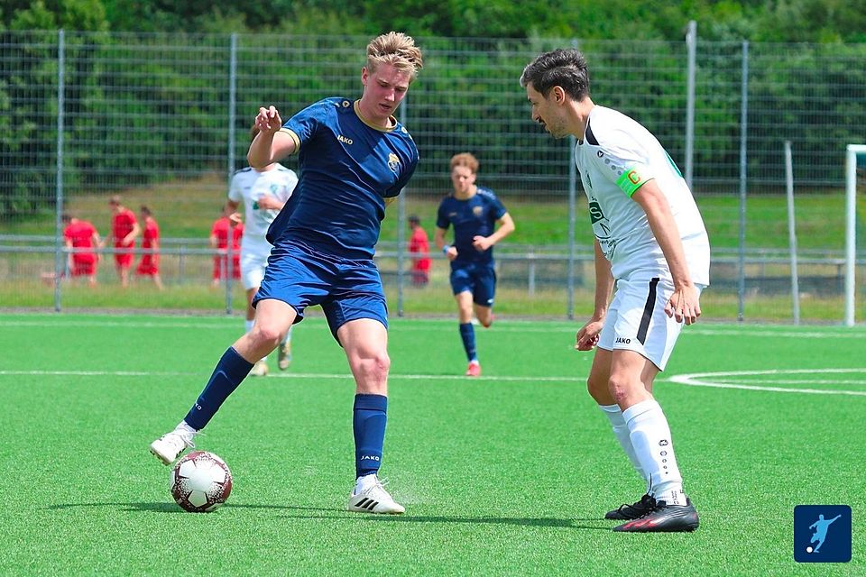 SV Oppum IV im Vorteil. SV Oppum IV im Vorteil.