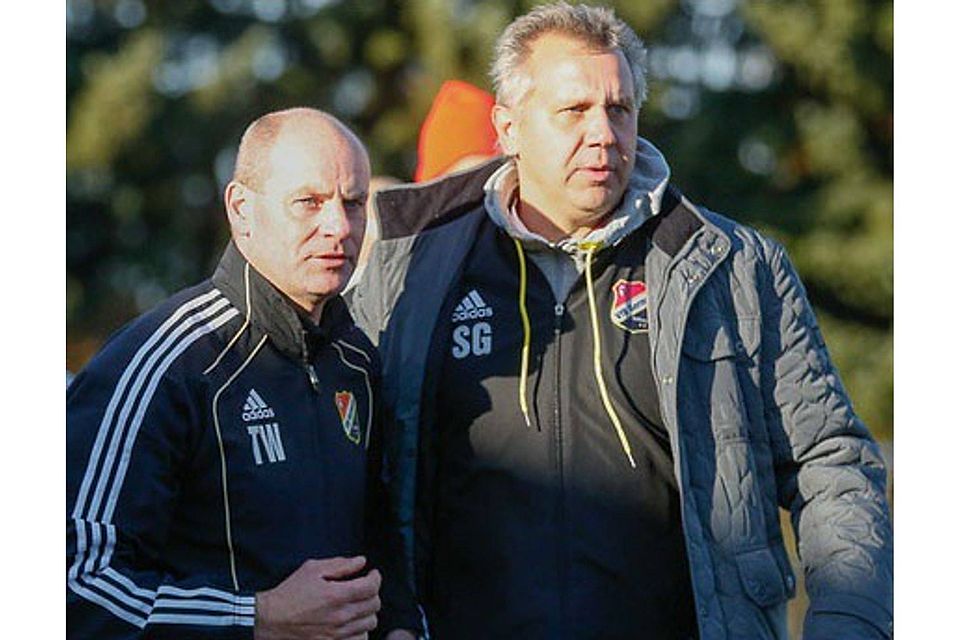 Trainer Waldow (links) und Sportdirektor Grabinski suchen weiter nach Verstärkungen  F: Richter