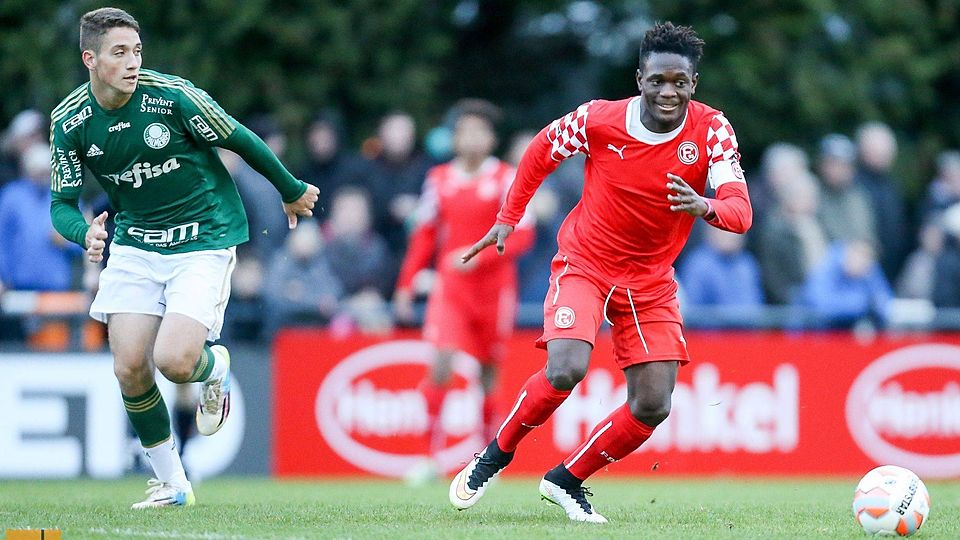 F: Christian Deutzmann