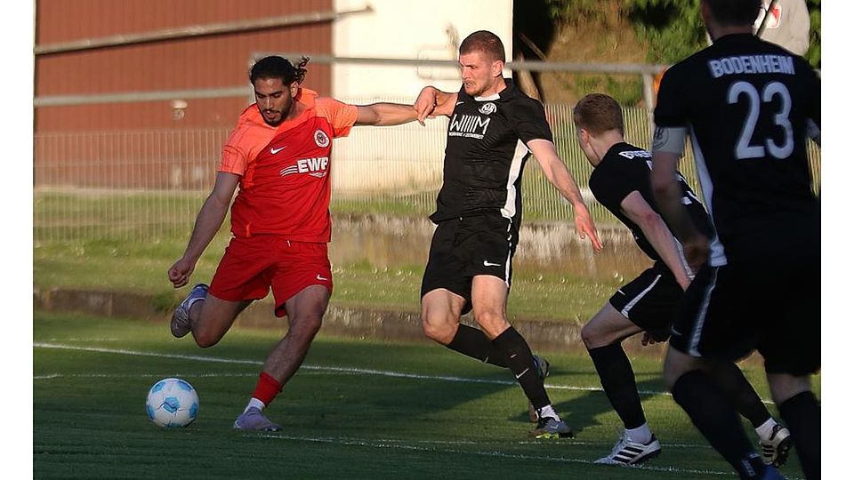 Kapitän Roman Meyenburg (rechts) soll Bodenheims neuen Chefcoach Damir Bektasevic unterstützen. 	Archivfoto: Christine Dirigo/pakalski-press
