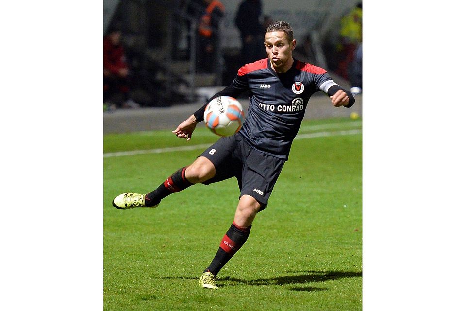 Mika Eunderlich schießt zwei Tore und verschießt einen Elfer - Bild: Herhaus
