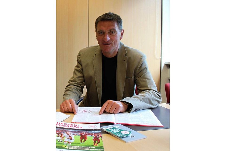 Als Verbandsfußballwart entwickelt Jürgen Radeck (Ortenberg) zurzeit alternative Modelle für den zukünftigen Spielbetrieb in Hessen.  	Foto: ja