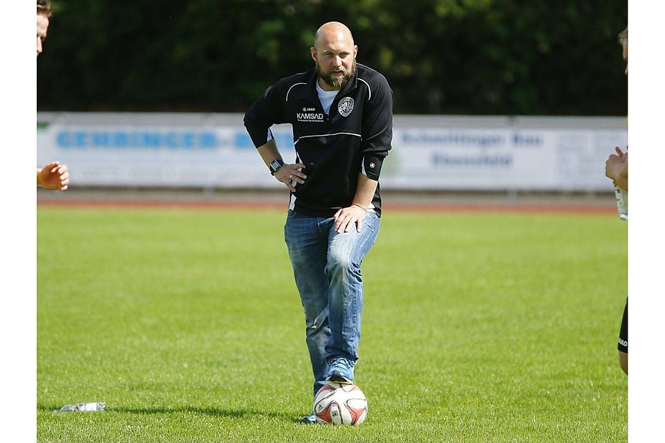 SpVgg-Coach Florian Wurster. F: Kolb