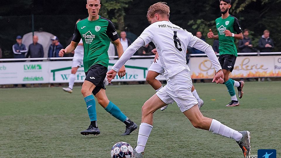 Nach der 1:3-Niederlage gegen den Post TSV Detmold musste beim TSV Oerlinghausen (in grün) der Trainer gehen.