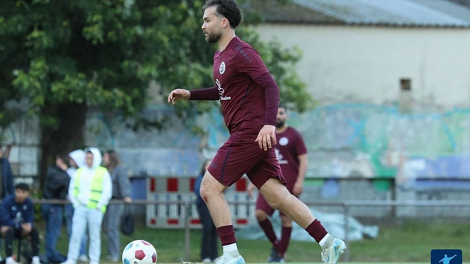 Yusuf Ürel verlässt die SKG 23 Wiesbaden im Winter.