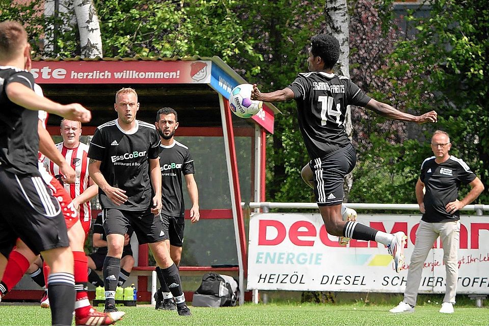 Die SG TSV Waidhaus (in Schwarz) will die vermutlich letzte Chance, aus eigener Kraft den Aufstieg in die Kreisklasse zu schaffen, beim Schopf packen.