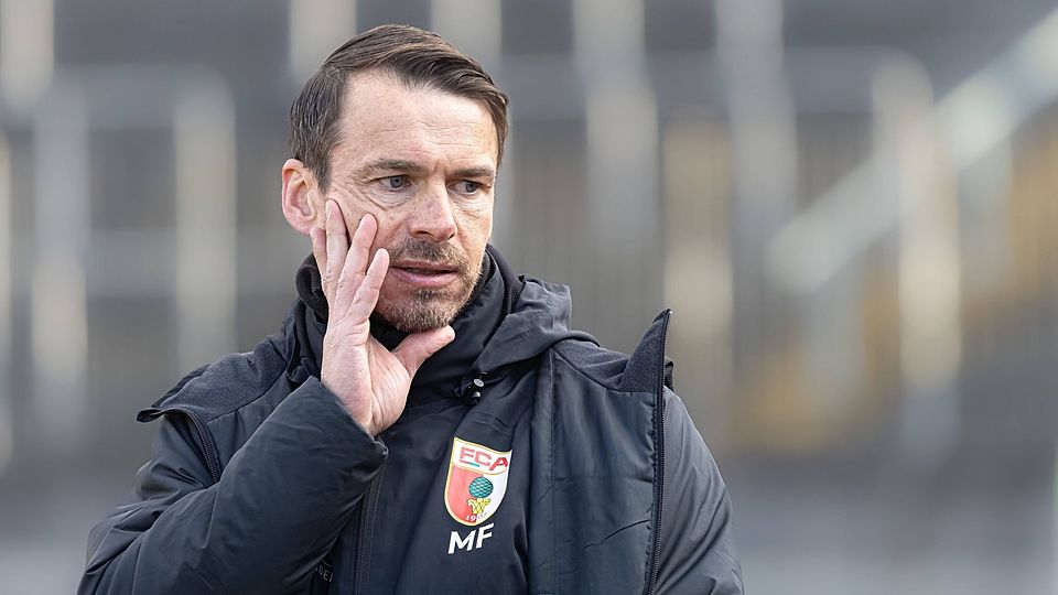 Sein Team gibt ihm Rätsel auf: FCA-Coach Markus Feulner musste gegen Aschaffenburg eine 0:1-Niederlage mit ansehen. Es war das fünfte (!) Heimspiel 2026 ohne eigenen Treffer.