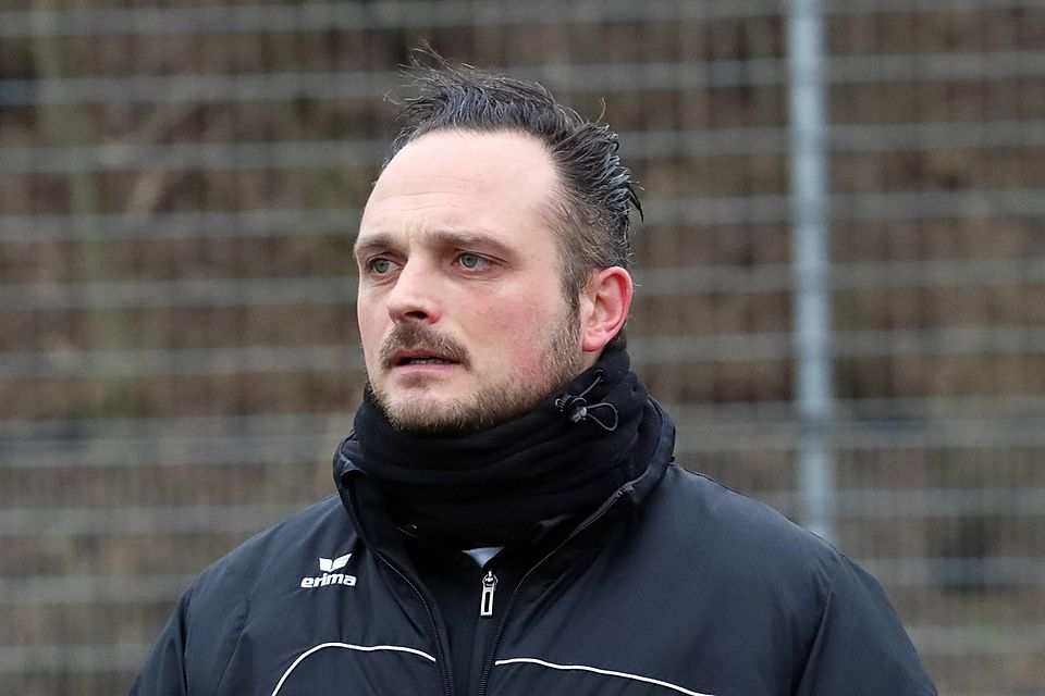 Daniel Dörfler, Trainer des TSV Neuried.