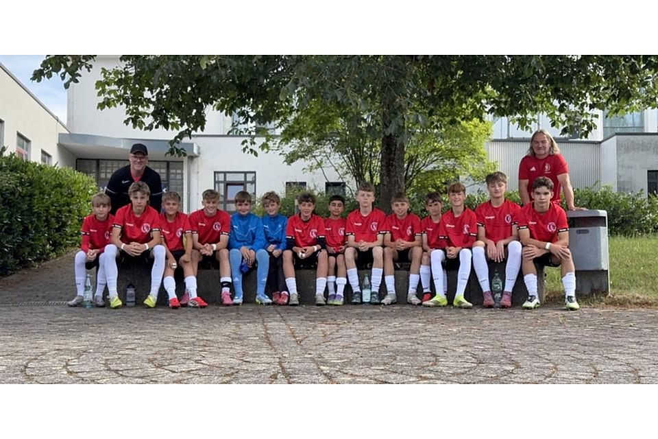 Die Fußball-Auswahl des Johanneums schließt die Saison als siebtbestes Team der Jahrgänge 2012/2013 in Hessen ab. © Gernot Schmitt Die Fußball-Auswahl des Johanneums schließt die Saison als siebtbestes Team der Jahrgänge 2012/2013 in Hessen ab. © Gernot Schmitt
