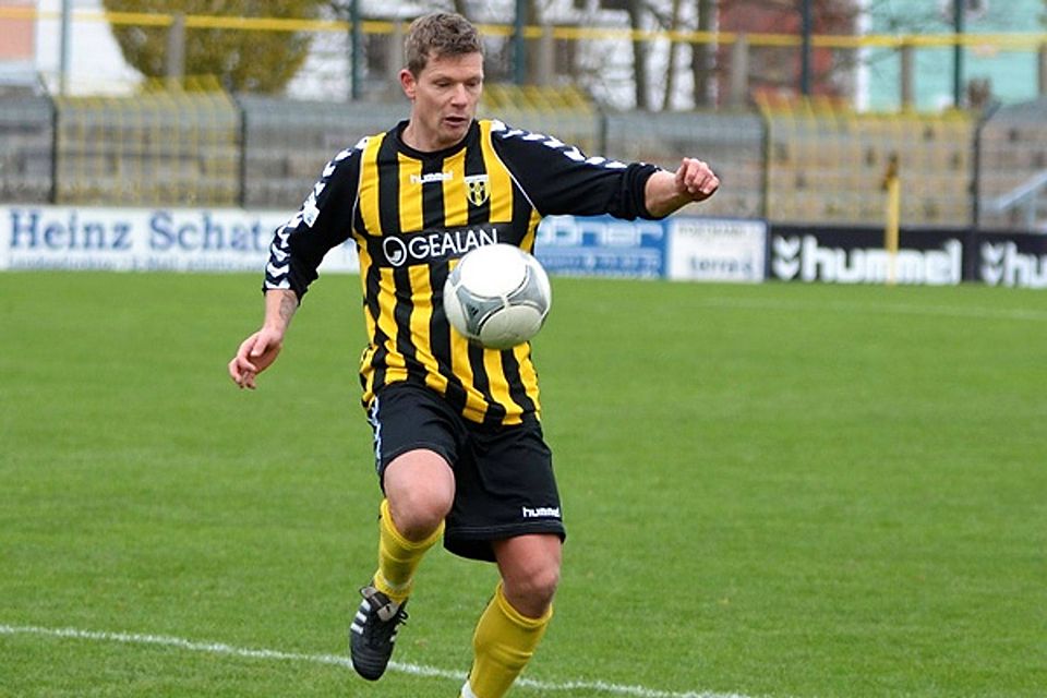Daniel Felgenhauer wird seine Künste auf dem Rasen künftig nur noch im Training zeigen. F: Leifer