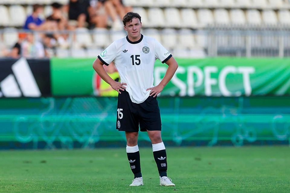 Konsterniert war auch Kollege Lukas Reich (Bild l.) nach dem Schlusspfiff des Europameisterschafts-Halbfinals gegen Spanien.