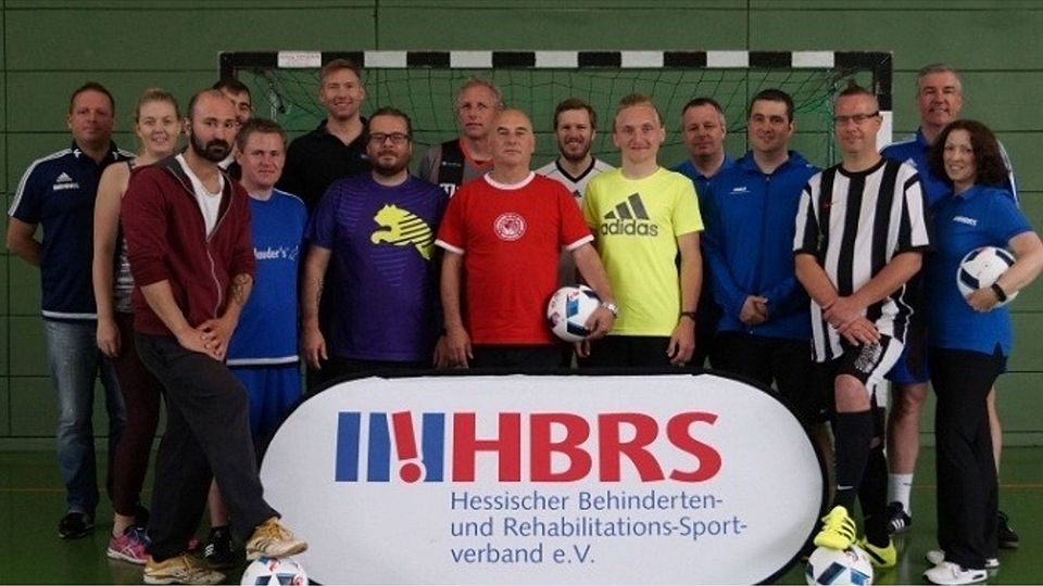 Die Teilnehmer an der für die erste Inklusive Fußball-Liga angepassten Trainingsausbildung. Foto: HBRS