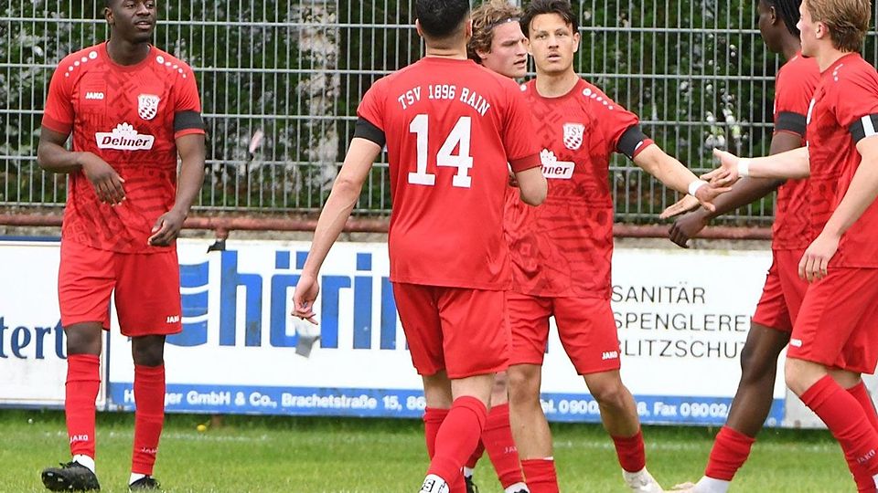 Der TSV Rain feiert den nächsten 5:4-Erfolg.