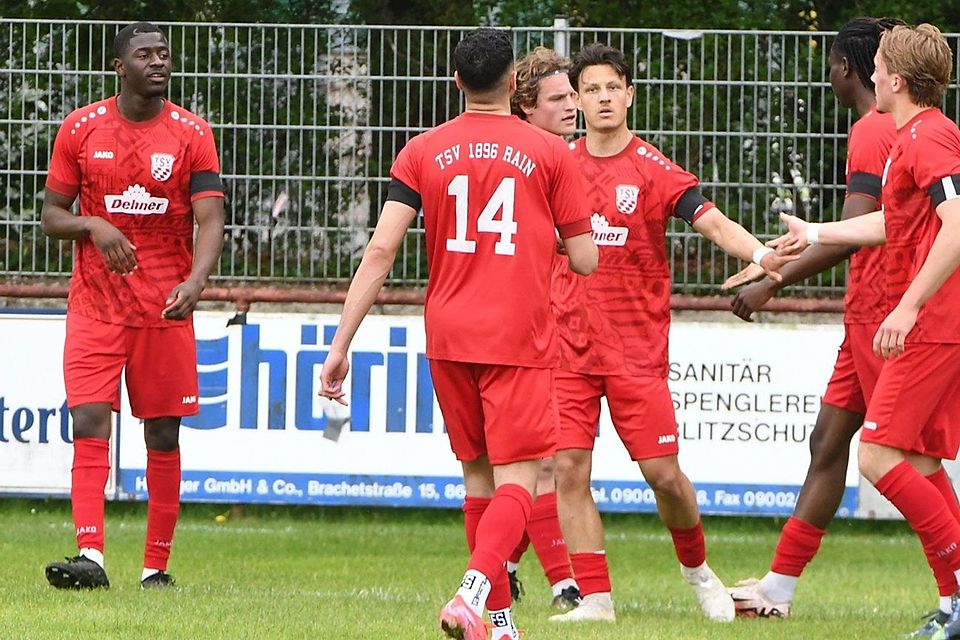 Der TSV Rain feiert den nächsten 5:4-Erfolg.